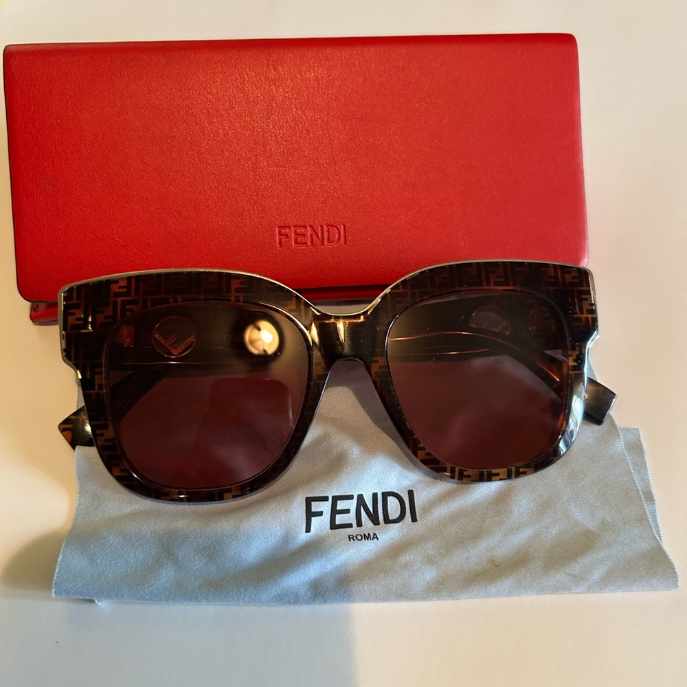 Fendi Women's Tortoise Shell Sunglasses